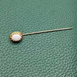 ✨ Vintage 10K Gold & Opal Stick Pin ✨